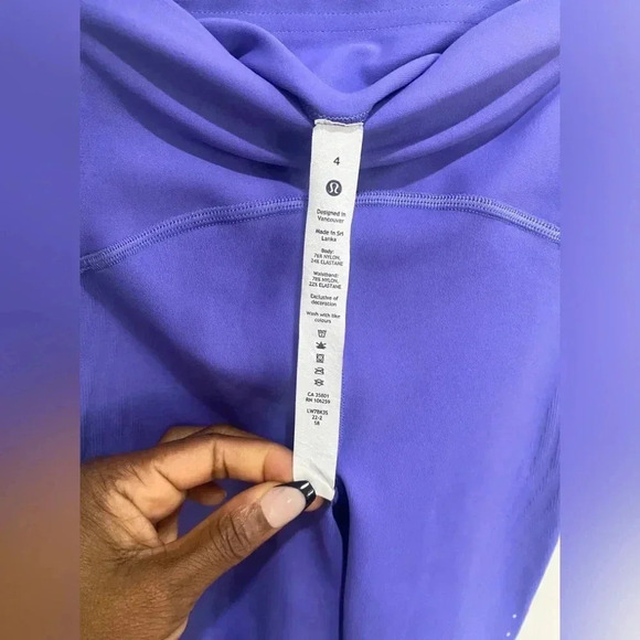 Lululemon Athletica Sense knit Running Hot High Rise Women's Shorts Size 4 - Picture 3 of 5